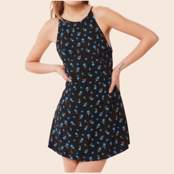 Urban Outfitters UO Mabel Black Floral High-Neck Empire Mini Dress Size 0 - Picture 1 of 15